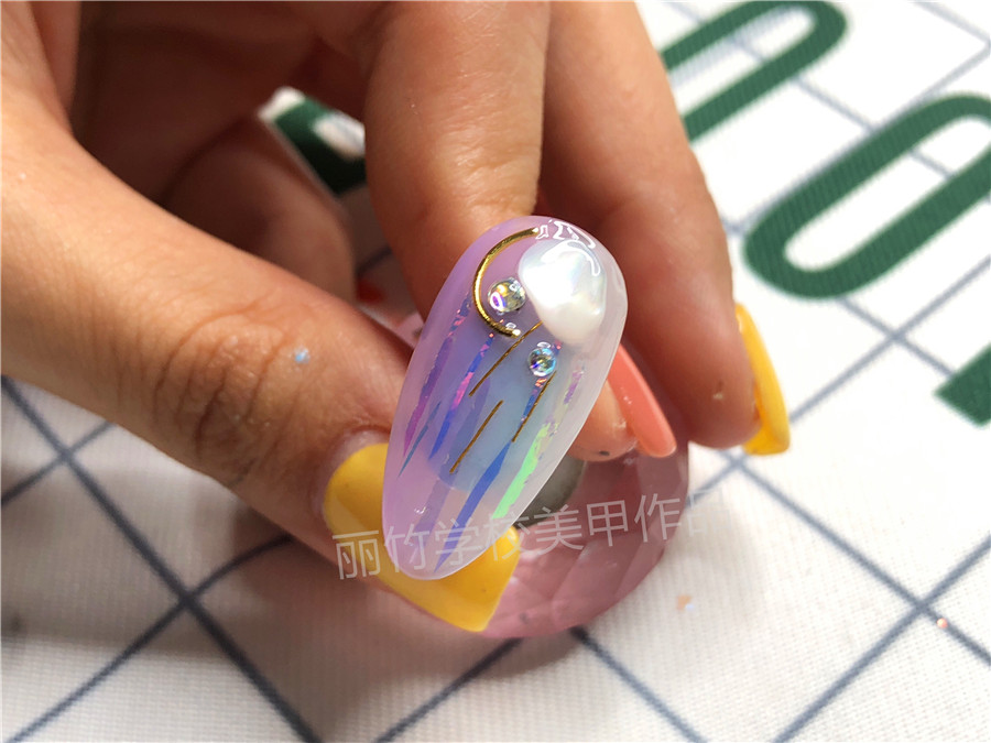 20200427糖果玻璃紙搭配不美甲.jpg