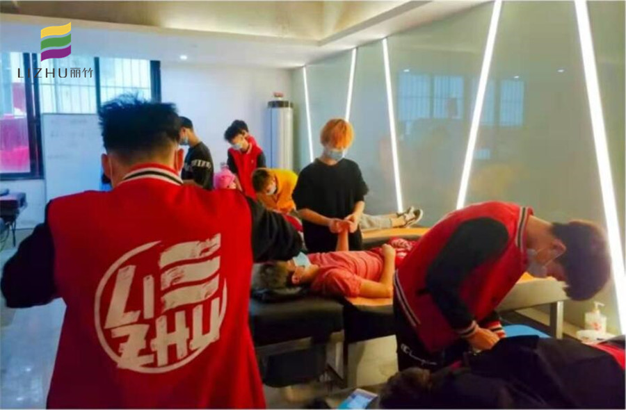 南寧美發(fā)師培訓(xùn)都學(xué)什么？專業(yè)洗護了解下