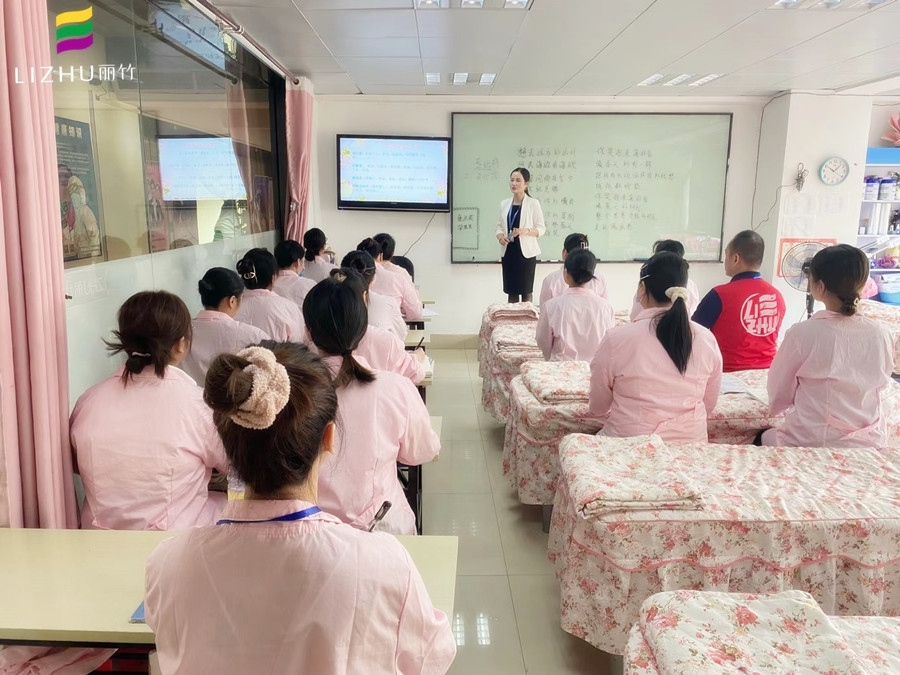 美容培訓，來廣西專業(yè)美容培訓學校