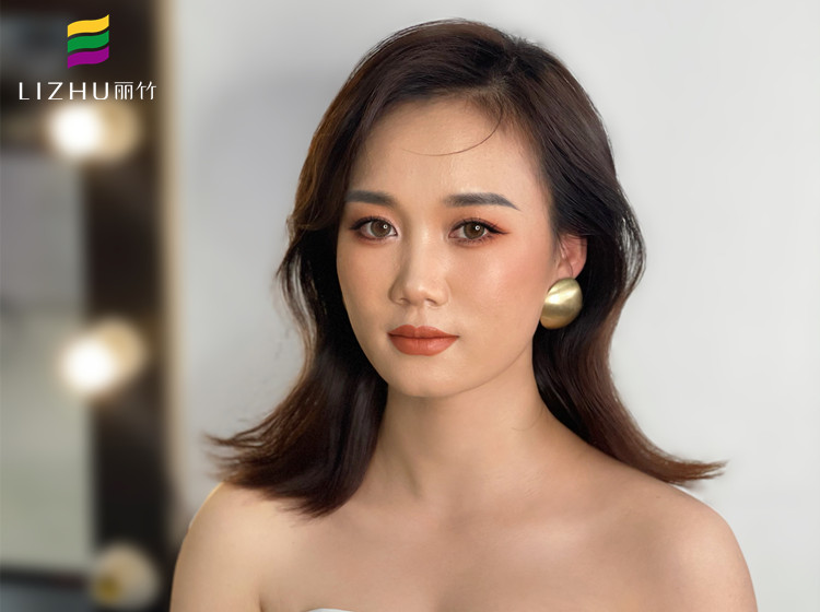 輕泰妝造型，南寧網(wǎng)紅彩妝造型學校作品