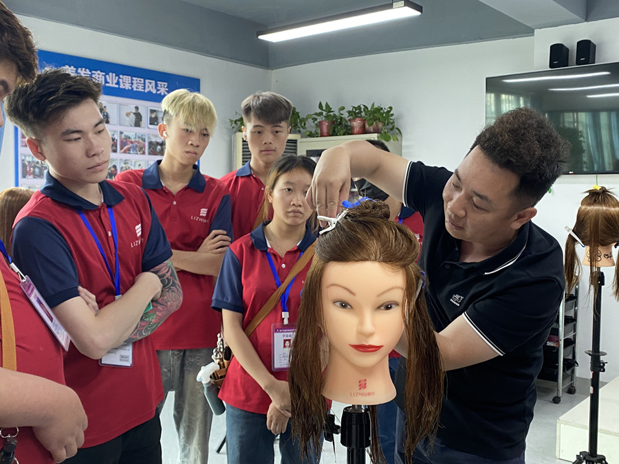 女士發(fā)尾分為哪幾類？廣西女士造型分享
